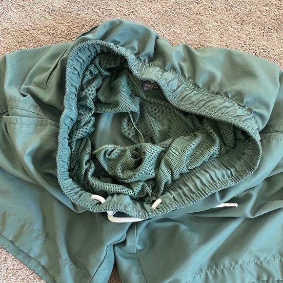 H&M Swim Trunks - Picture 3 of 4